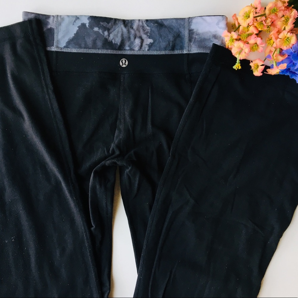 Lululemon Rare Reversible Flare Groove, Tie Dye